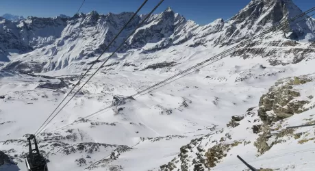 CERVINIA ZERMATT - Prende forma la discesa del Cervino: obiettivo la Coppa del mondo 2023