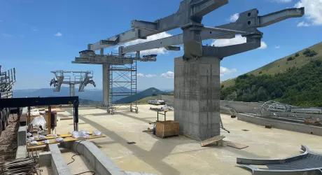 ROCCARASO - Procede spedito il cantiere per la nuova cabinovia Pallottieri