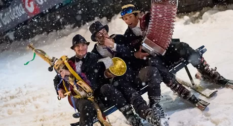 VAL GARDENA - Al via da domani le manifestazioni per il Carnevale