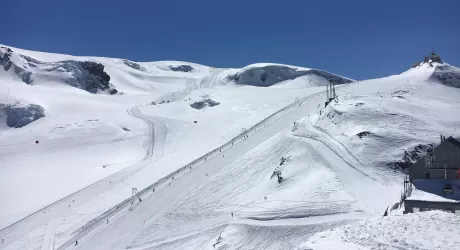 CERVINIA - ULTIMA SETTIMANA DI SCI ESTIVO, POI RIAPRE A OTTOBRE
