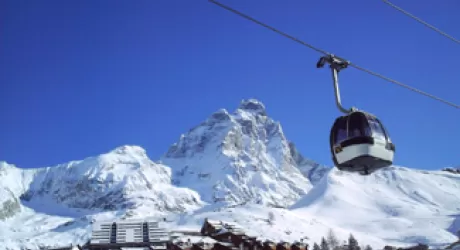 CERVINIA - Stagione sciistica 2010/11 in crescita, La Thuile e Pila in chiaroscuro, in calo Gressoney