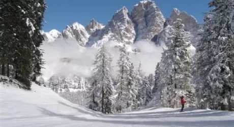CORTINA - Da sabato 13 inizia la stagione dello sci