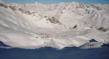 PASSO DEL TONALE - Scioperano i dipendenti della Carosello Spa