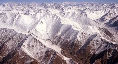 GHIACCIAI - Nell'Himalaya si sono ridotti del 13% in 40 anni