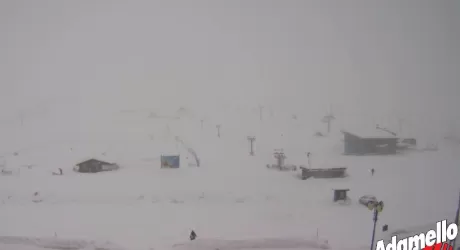 METEO - Nevica al nord, quota in diminuzione e accumuli consistenti in giornata