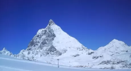 CERVINIA - Record di presenze: 35.000 sciatori per il Ponte