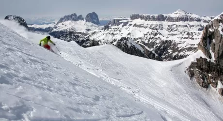 MARMOLADA - Pasqua sugli sci con neve al top