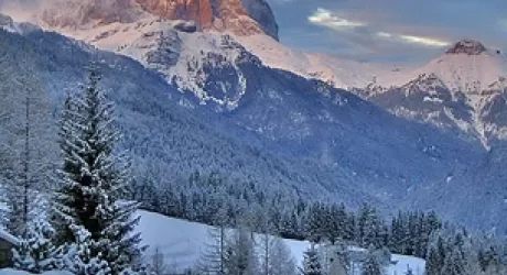 VAL DI FASSA - Si pensa a una seggiovia usata tra Pera e Ciampedie