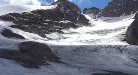 Tanta neve in primavera, ghiacciai in forma