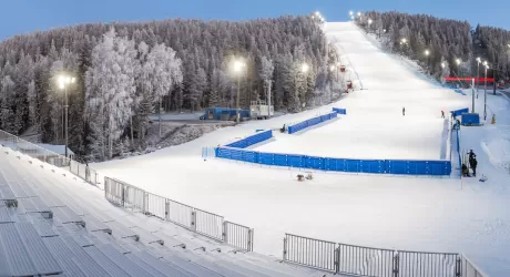 A Levi torna la Coppa del mondo con due slalom