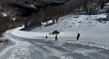 SILA - A Lorica riaprono le piste dopo le ultime nevicate