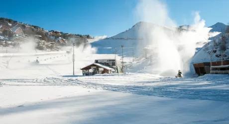 PRATO NEVOSO - La stagione inizia in anticipo, via allo sci il 28 novembre