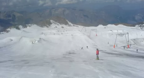 LES 2 ALPES - Sci estivo al via il 23 giugno