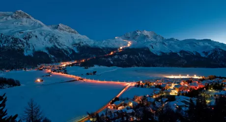 SCIARE SABATO SERA - Il 9 marzo a St. Moritz a soli 45 euro con pullman skipass e cena