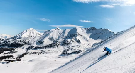 Pila, si scia fino al 3 maggio, nel frattempo via alla stagione della mountain bike 