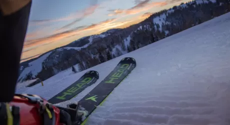 ALPE CIMBRA - Alba in quota e prima traccia il 5 febbraio, video 