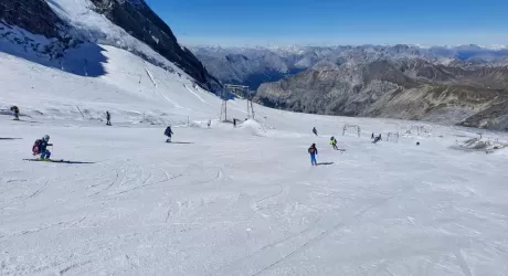 PASSO DELLO STELVIO - Il 30 maggio apre la strada, si scia dal 1 giugno