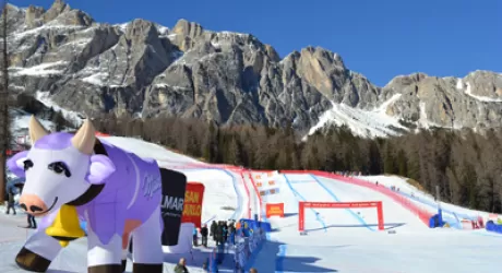 COPPA DEL MONDO - A Cortina torna a vincere Lindsey Vonn