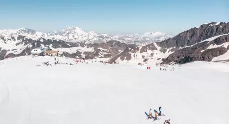 SCI ESTIVO - Il ghiacciaio Pissaillas in Val d'Isere è aperto fino all'11 luglio