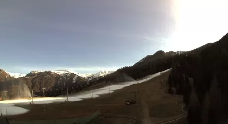 MONTECAMPIONE - Cannoni in azione per preparare il Natale sulle piste
