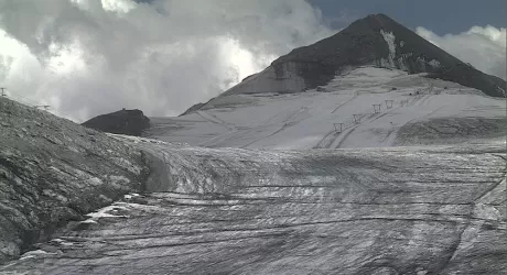 STELVIO - NIENTE DA FARE, SLITTA LA RIAPERTURA DEL GHIACCIAIO