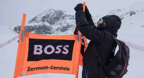 ZERMATT CERVINIA - Neve e vento, cancellata la prima discesa