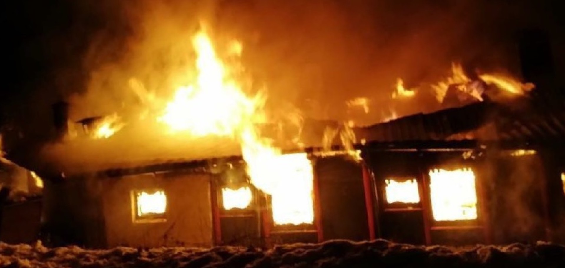 Facebook- Incendio Capanna Play