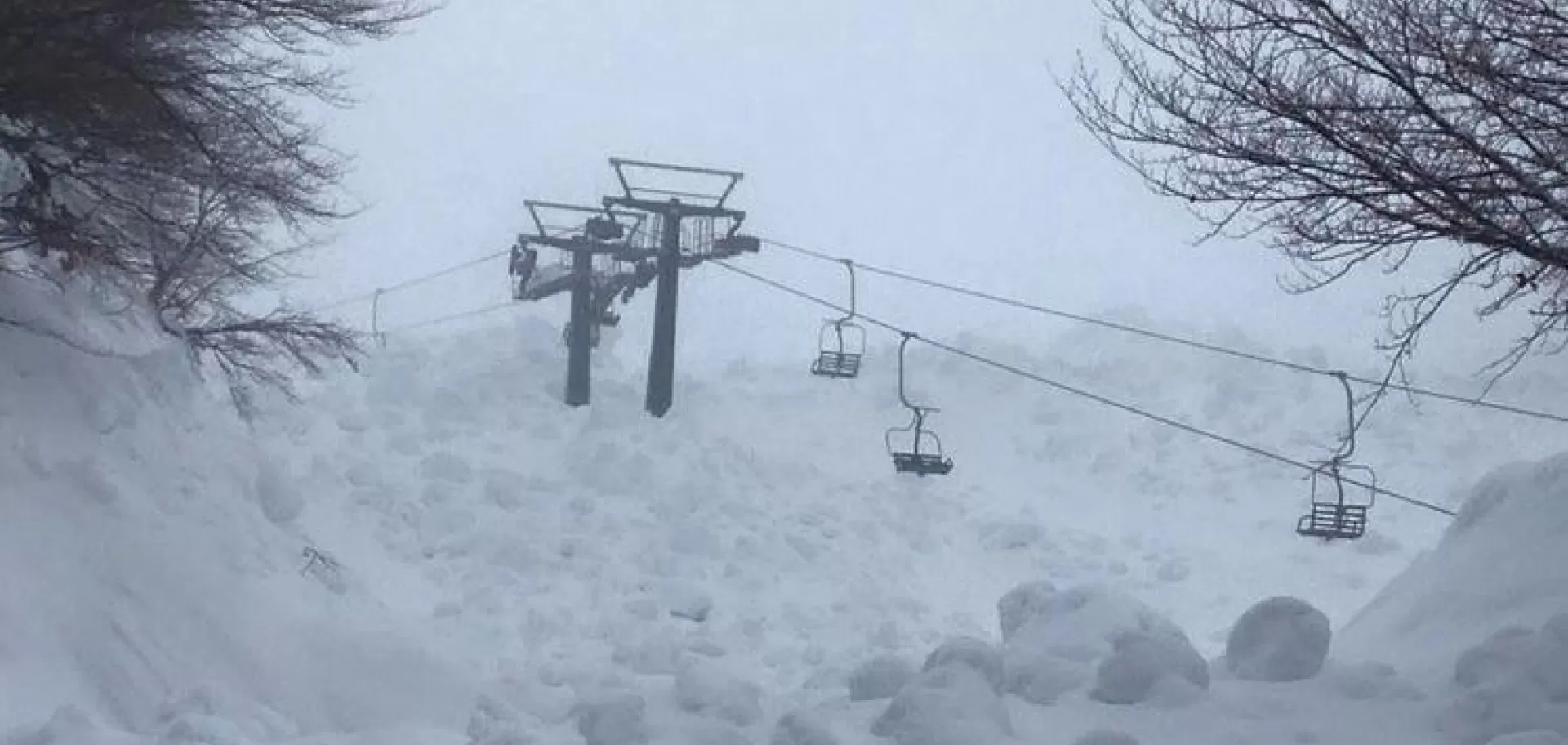 Valanga travolge seggiovia al Monte Sirino, gennaio 2015