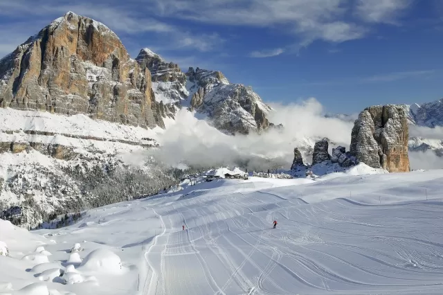 sciare a cortina a inizio dicembre sciare a cortina a inizio dicembre