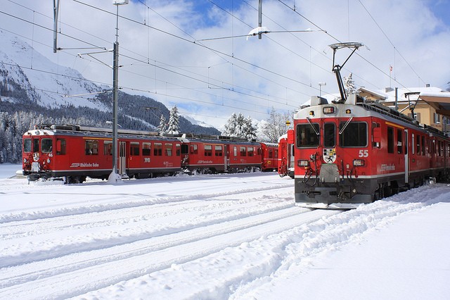 stazione ferroviaria di st. moritz stazione ferroviaria di st. moritz