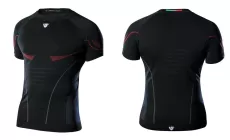 Under Shield ha scelto Dryarn per i suoi capi tecnici funzionali