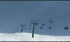 BARDONECCHIA - Fhoen e la seggiovia balla incredibilmente 