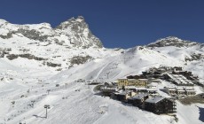 Cervinia, si scia tutti i giorni fino al 7 settembre