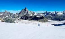 I velocisti sciano a Cervinia, gli slalomisti partono per Ushuaia