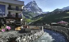CERVINIA - Dopo l'alluvione ok sci estivo e programmi estate, fotogallery