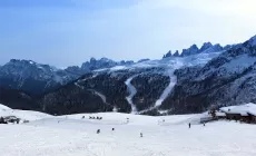 LUSIA SAN PELLEGRINO - Da sabato si scia al Col Margherita