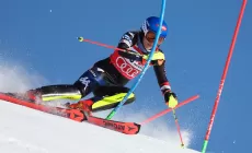 ARE - Shiffrin torna e si prende lo slalom