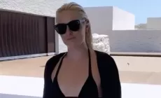 Il bikini nero di Lindsey Vonn in Messico