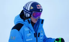 L'omaggio delle azzurre alle vittime di Crans Montana