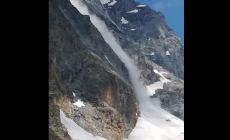 CERVINIA - Il video della frana sul versante italiano del Cervino 