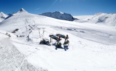 STELVIO - ARRIVANO I VELOCISTI, SLALOMISTI A SAAS FEE, DONNE A LES 2 ALPES