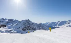 VAL SENALES - Niente sci primaverile, l'apertura è fissata il 17 settembre