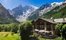 COURMAYEUR - Baite dell'Auberge de la Maison diventano uffici per lo smart working