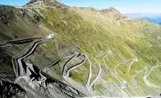 Passo dello Stelvio, chiuso dal 4 novembre per la stagione invernale