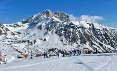 CAMPO IMPERATORE - Ultimo giorno di sci e il 12 maggio arriva il Giro d'Italia