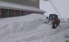 SCI - Big snow a Cervinia, si scia anche sul versante italiano