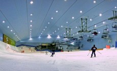 SCI INDOOR - A Dubai la pista da sci al coperto più lunga