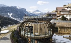 SAN CASSIANO - La nuova sauna rotante dell'Hotel Fanes