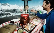 ZERMATT: fondue in cabinovia il venerdi' sera 21 e 28 agosto 2015.