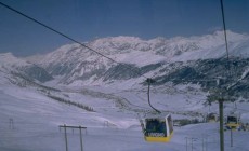 LIVIGNO – NUOVA CABINOVIA CAROSELLO 3000 AL POSTO DEGLI STORICI OVETTI GIALLI